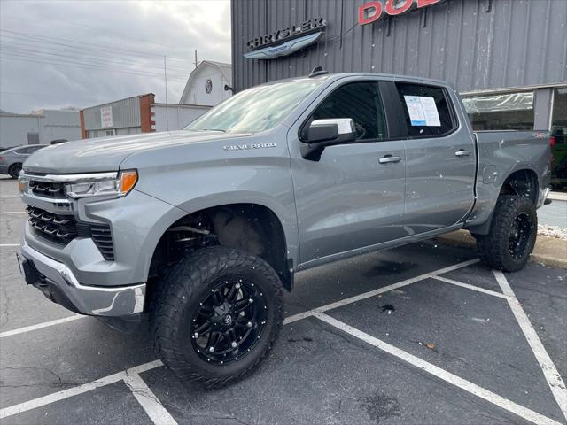 2025 Chevrolet Silverado 1500 4WD LT