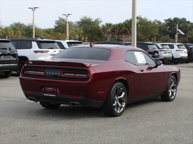 2017 Dodge Challenger SXT Plus