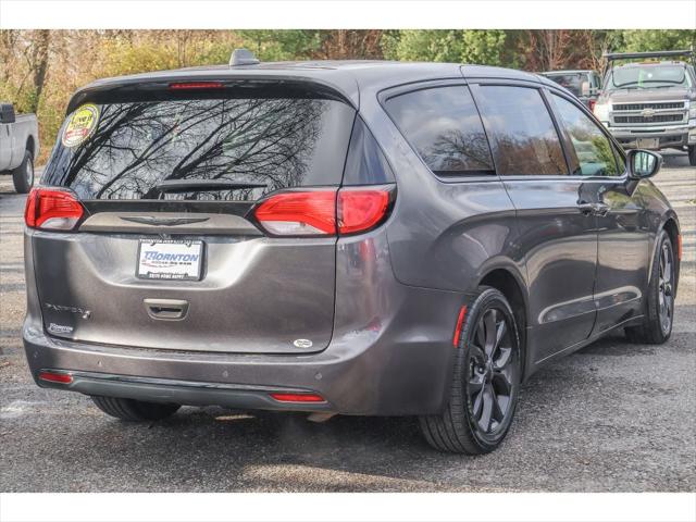 2020 Chrysler Pacifica Touring 2020 Chrysler Pacifica Touring