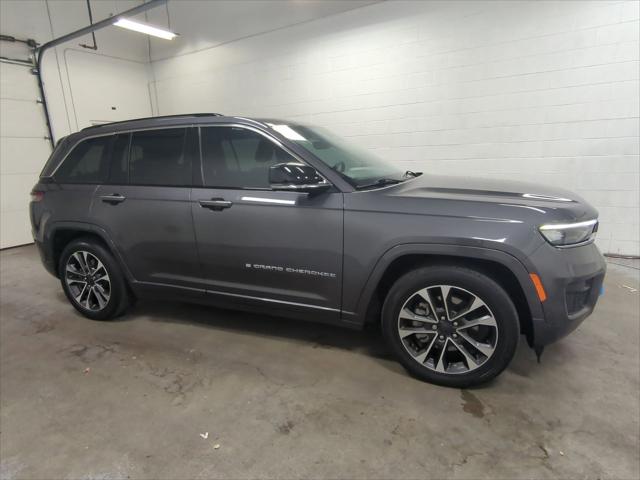2022 Jeep Grand Cherokee 4xe Overland 2022 Jeep Grand Cherokee 4xe Overland
