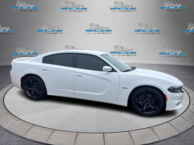2017 Dodge Charger R/T RWD 2017 Dodge Charger R/T RWD