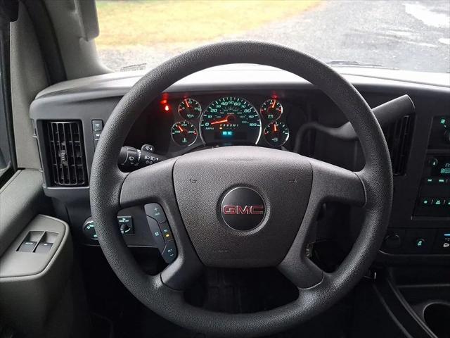 2025 GMC Savana Cutaway Work Van