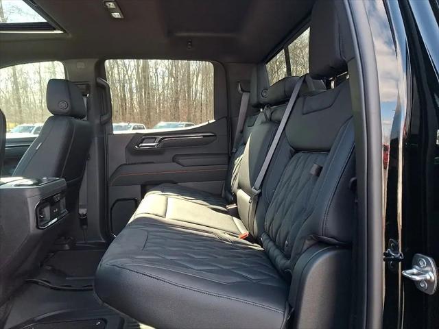 2026 GMC Sierra 1500 Crew Cab, Short Bed, AT4, 4WD