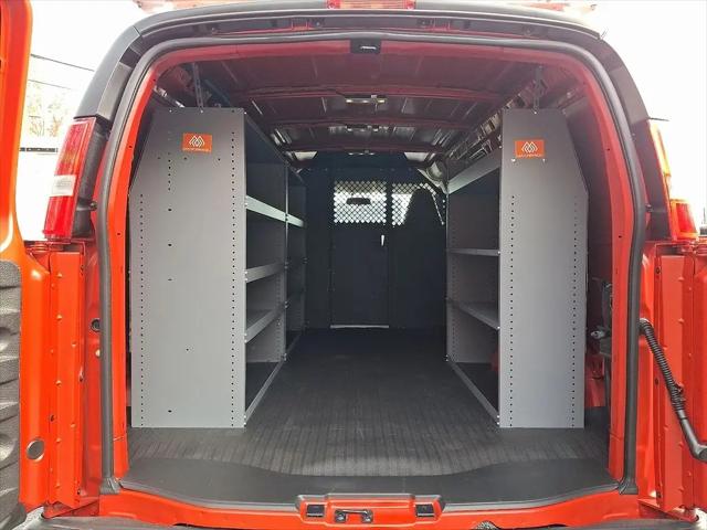 2025 GMC Savana Cargo RWD 2500 Regular Wheelbase Work Van