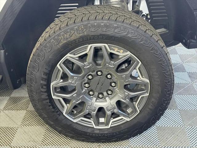 2026 GMC HUMMER EV 2X 4WD