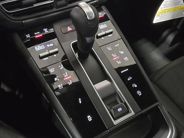2026 Porsche Macan T