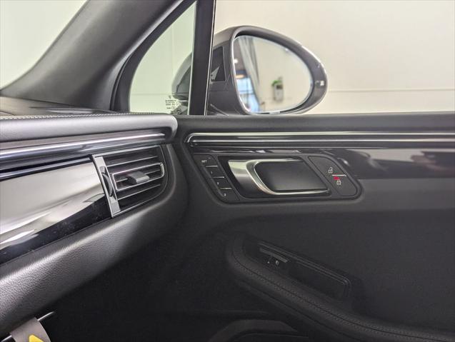 2026 Porsche Macan T