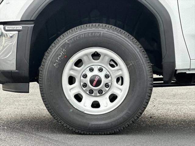 2026 GMC Sierra 3500HD Double Cab, Long Bed, Pro Dual Rear Wheel, RWD