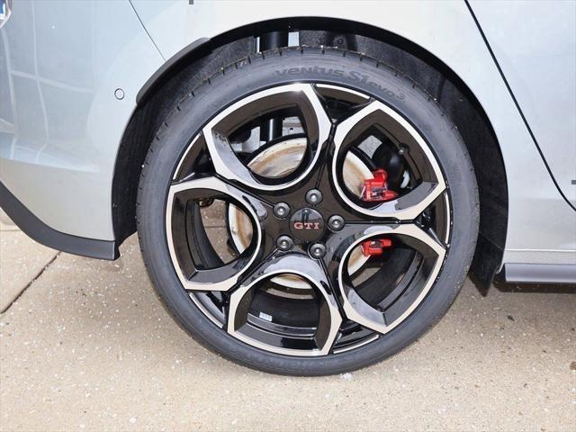 2026 Volkswagen Golf GTI Autobahn
