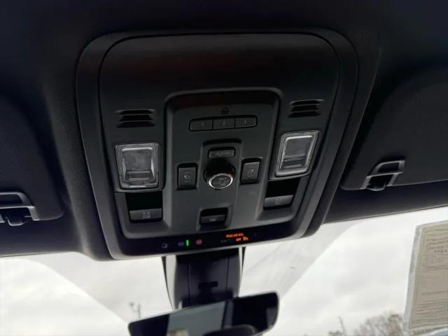 2021 Chevrolet Suburban 4WD Premier