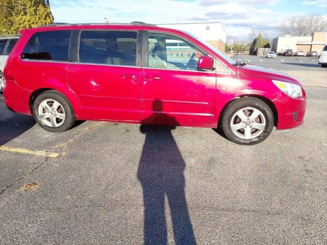 2009 Volkswagen Routan SE