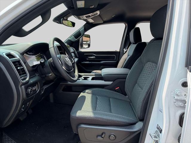 2026 Ram 1500 Big Horn Crew Cab 4x4 64 Box