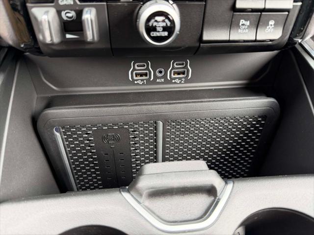 2026 Ram 1500 Big Horn Crew Cab 4x4 64 Box