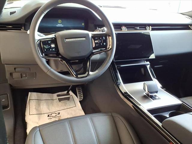 2026 Land Rover Range Rover Evoque Dynamic SE