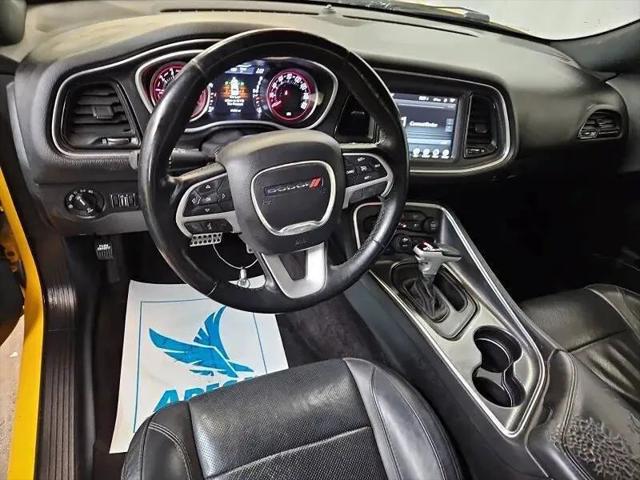 2017 Dodge Challenger SXT Plus