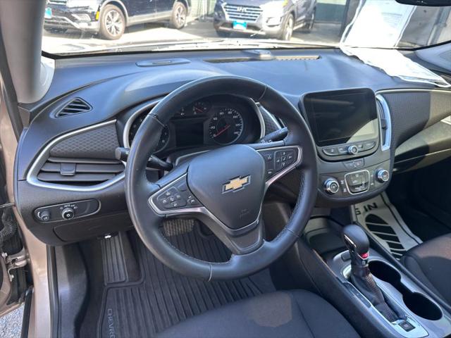 2023 Chevrolet Malibu FWD RS
