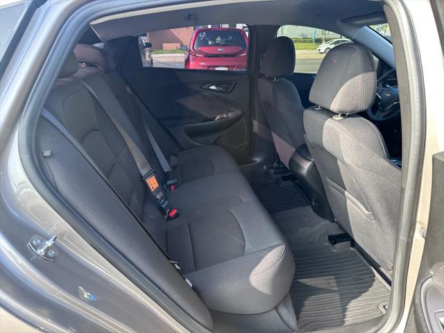 2023 Chevrolet Malibu FWD RS