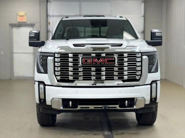 2026 GMC Sierra 3500HD Crew Cab, Long Bed, Denali Dual Rear Wheel, 4WD