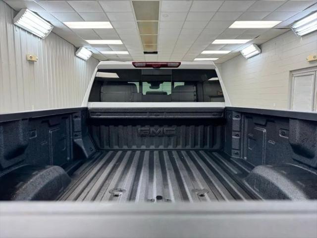 2026 GMC Sierra 3500HD Crew Cab, Long Bed, Denali Dual Rear Wheel, 4WD