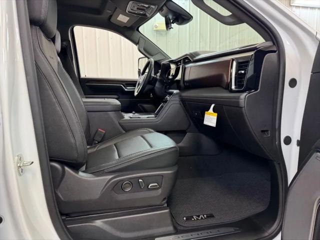 2026 GMC Sierra 3500HD Crew Cab, Long Bed, Denali Dual Rear Wheel, 4WD