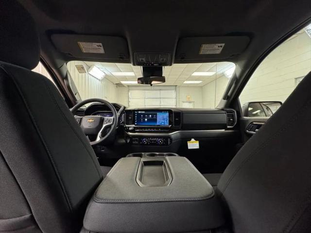 2026 Chevrolet Silverado 1500 4WD Crew Cab Standard Bed LT