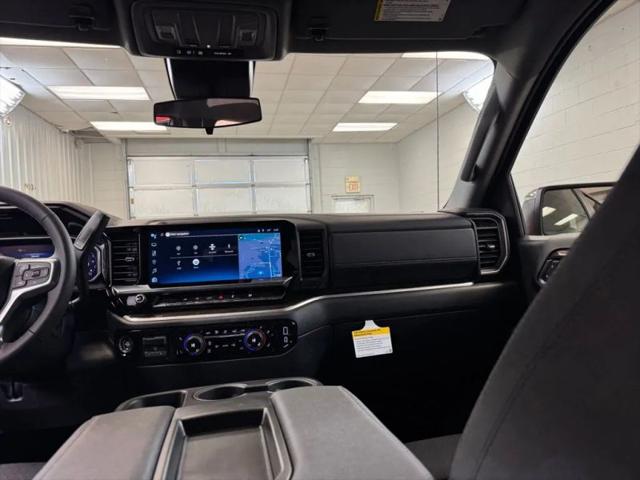 2026 Chevrolet Silverado 1500 4WD Crew Cab Standard Bed LT