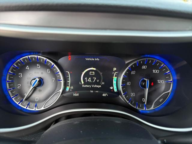 2026 Chrysler Pacifica Select AWD