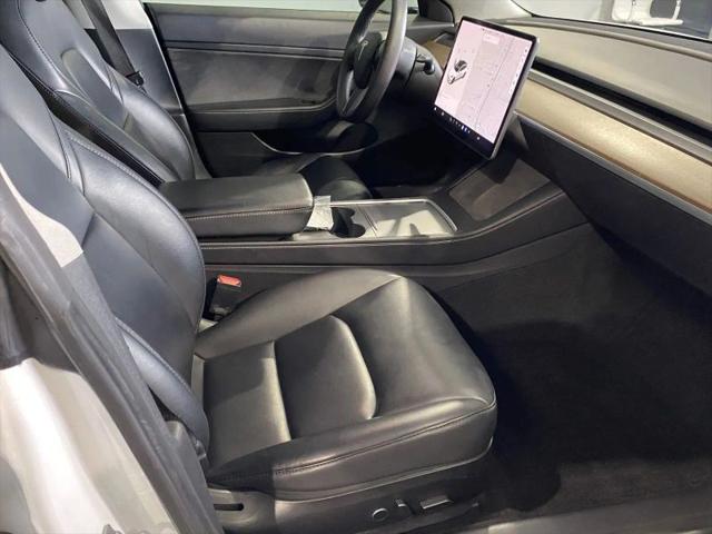 2021 Tesla Model 3 Standard Range Plus Rear-Wheel Drive