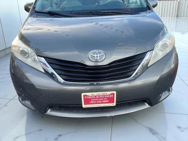 2011 Toyota Sienna LE V6