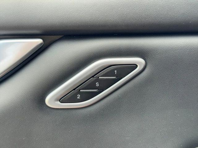 2021 Maserati Ghibli Trofeo