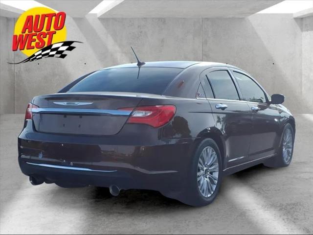 2013 Chrysler 200 Limited