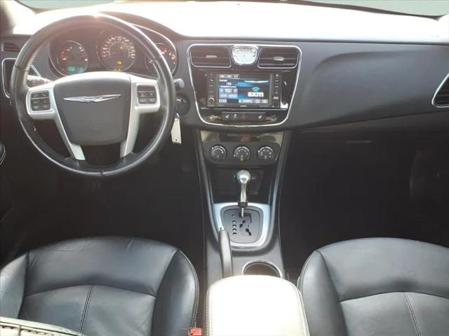 2013 Chrysler 200 Limited