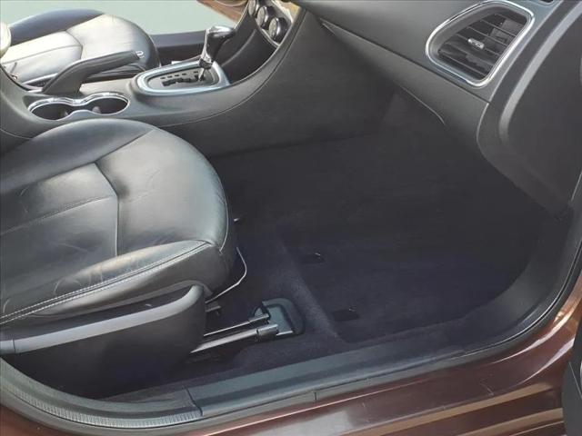 2013 Chrysler 200 Limited