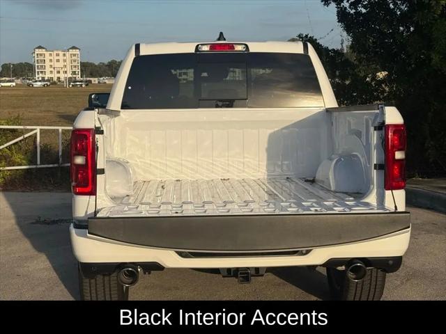 2025 Ram 1500 Big Horn Crew Cab 4x4 5'7" Box