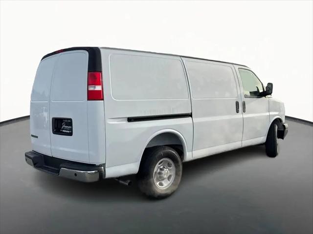 2025 Chevrolet Express Cargo Van RWD 2500 Regular Wheelbase WT