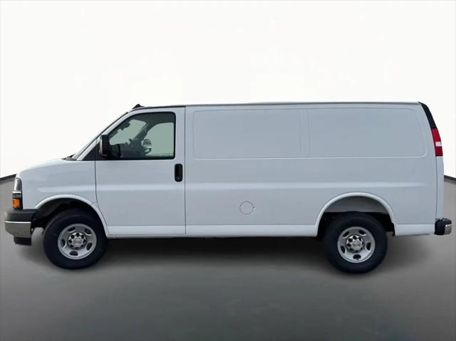 2025 Chevrolet Express Cargo Van RWD 2500 Regular Wheelbase WT