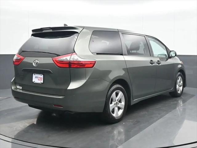 2020 Toyota Sienna L