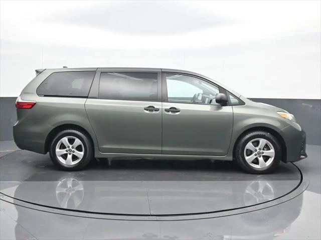 2020 Toyota Sienna L