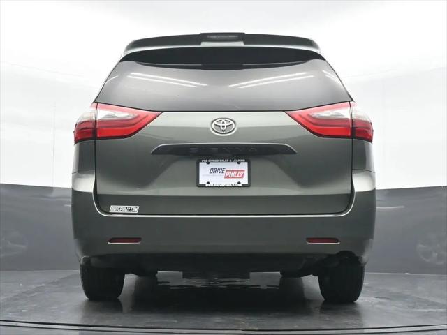 2020 Toyota Sienna L