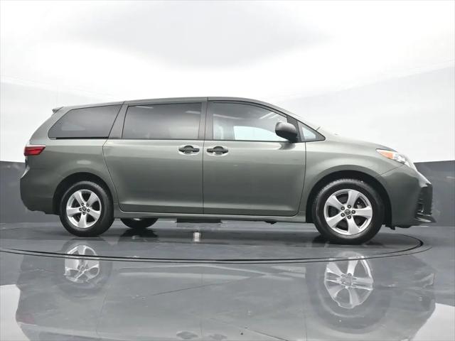 2020 Toyota Sienna L