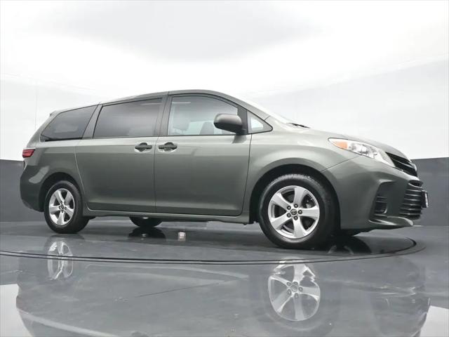 2020 Toyota Sienna L
