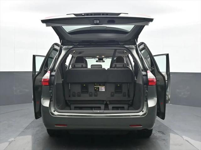 2020 Toyota Sienna L