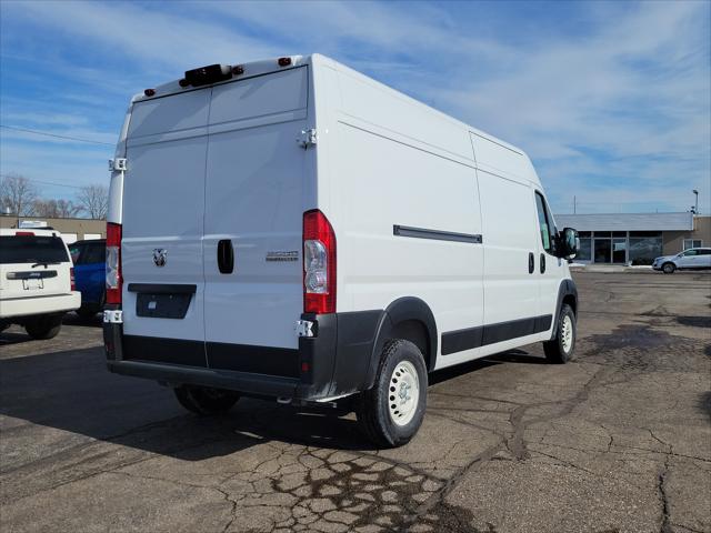 2025 Ram ProMaster Cargo Van Tradesman High Roof 136" WB w/Pass Seat