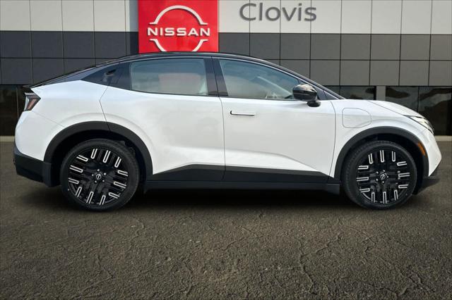 2026 Nissan LEAF PLATINUM+