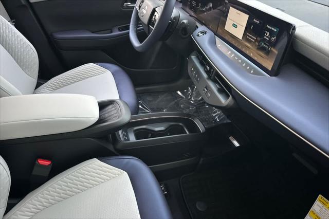 2026 Nissan LEAF PLATINUM+