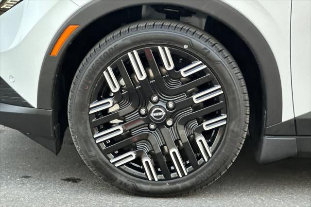 2026 Nissan LEAF PLATINUM+