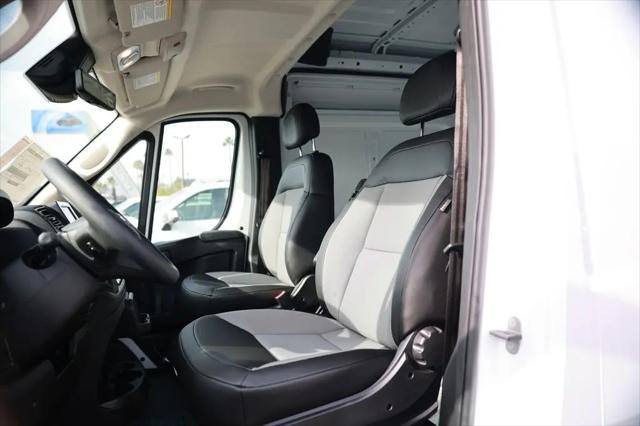 2026 Ram ProMaster Cargo Van Tradesman High Roof 136" WB w/Pass Seat