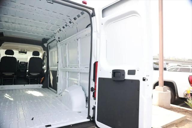 2026 Ram ProMaster Cargo Van Tradesman High Roof 136" WB w/Pass Seat