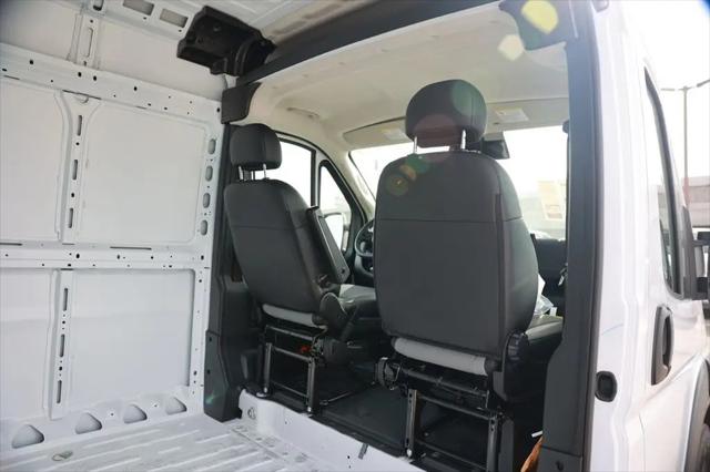 2026 Ram ProMaster Cargo Van Tradesman High Roof 136 WB w/Pass Seat