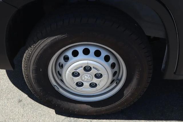 2026 Ram ProMaster Cargo Van Tradesman High Roof 136 WB w/Pass Seat